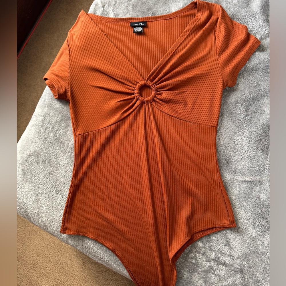 Rue 21, medium, burnt orange
